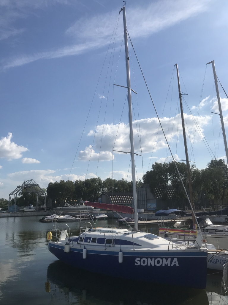 аренда яхты запорожье оренда яхти запоріжжя прогулки на яхте